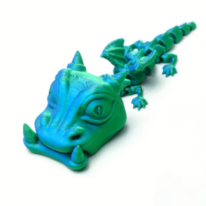 Animales articulados impresos en 3D y modelo de muñeca en 3D